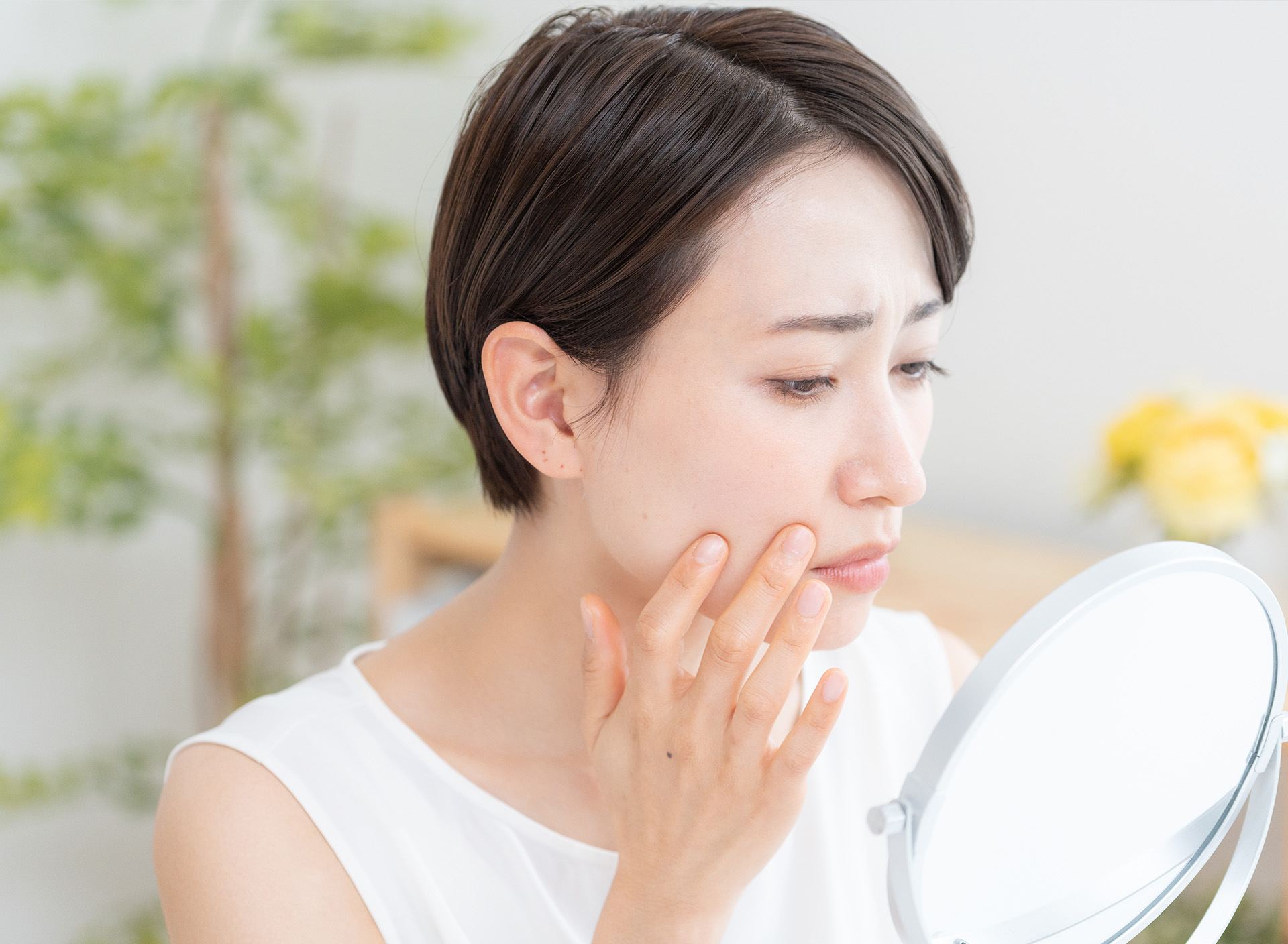 刻ませない、定着させない。大人女性のためのほうれい線ケア｜越前市周辺の美容鍼ならbeauty hari salon lilli