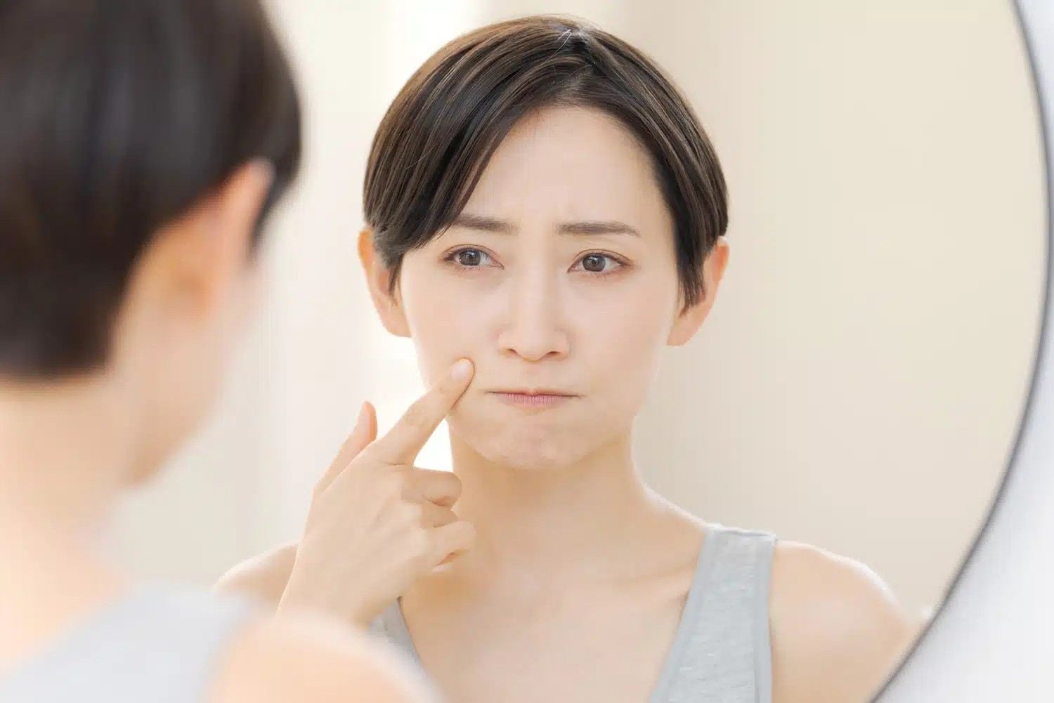 「最近老けたかも…」と感じたら。美容鍼で始める若返りケア｜福井県鯖江市で美容鍼ならbeauty hari salon lilli