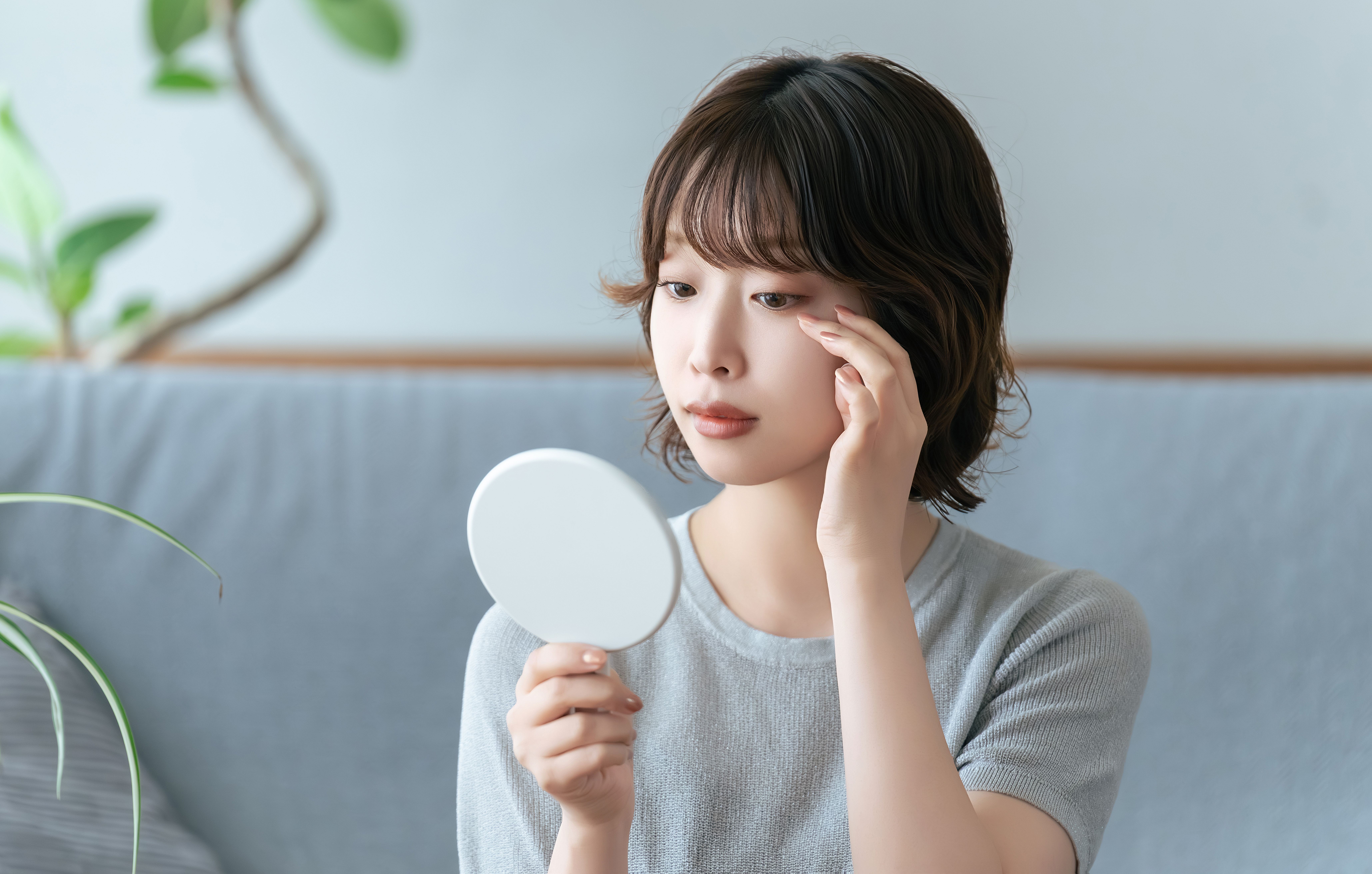 目元、もうごまかさない。大人女性のためのクマケア｜福井県鯖江市で美容鍼ならbeauty hari salon lilli